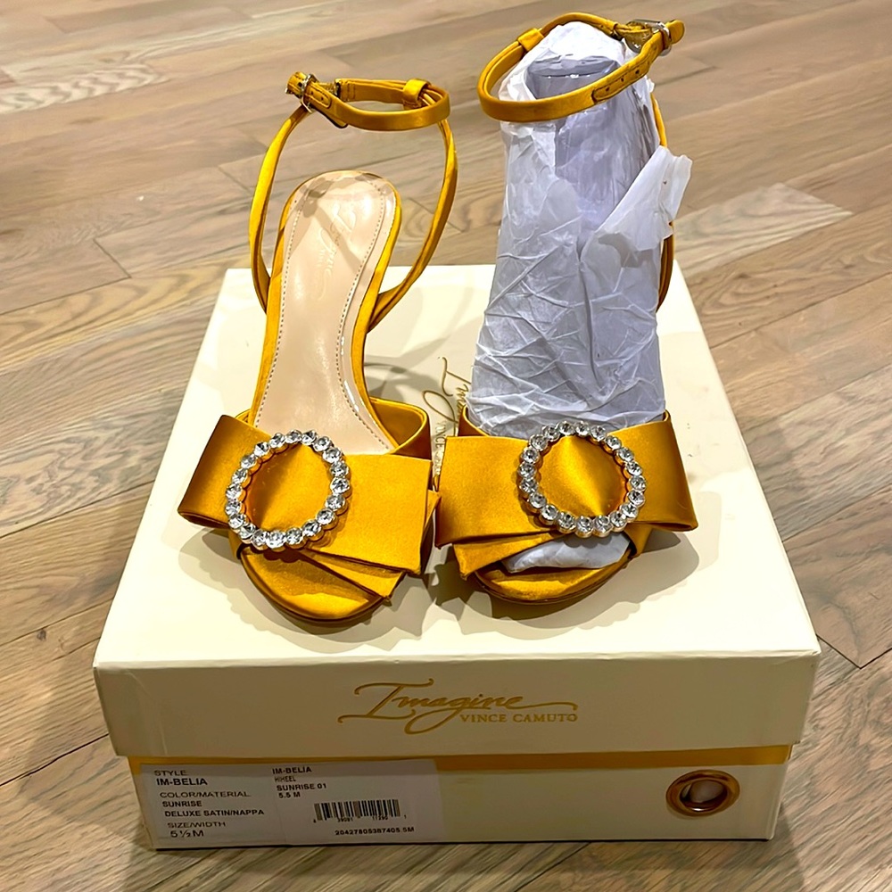 Vince Camuto Imagine, Yellow, 5 1/2